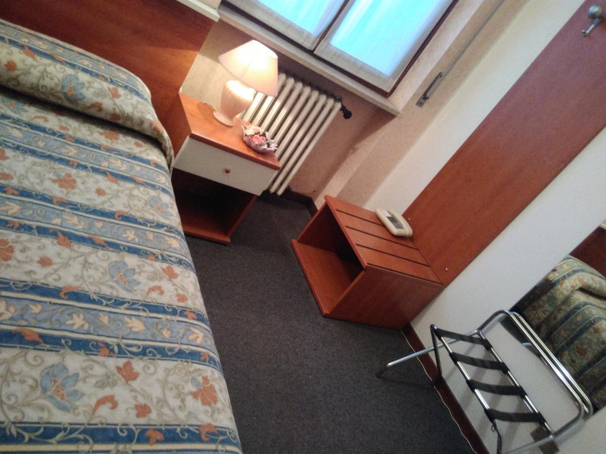Hotel Elena Verona Ngoại thất bức ảnh