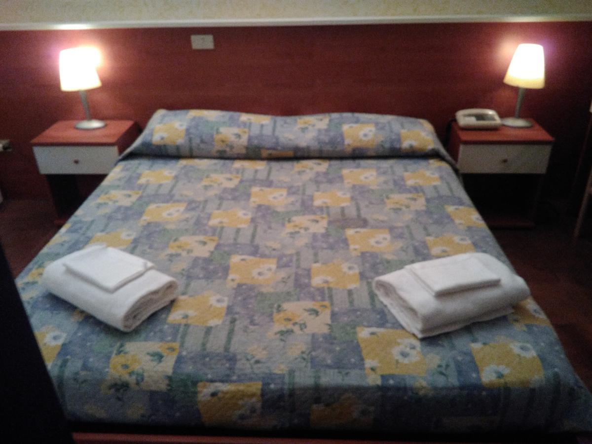 Hotel Elena Verona Ngoại thất bức ảnh