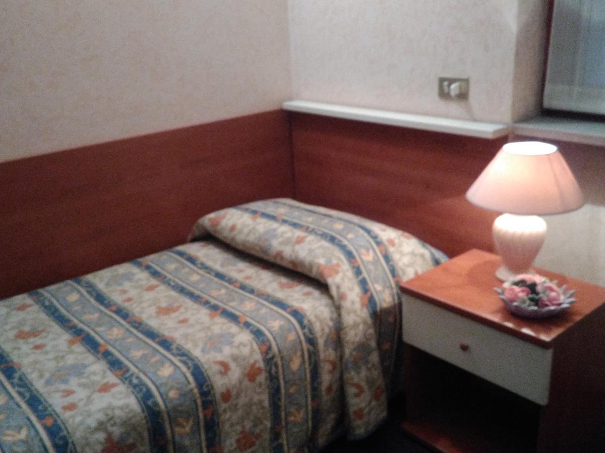 Hotel Elena Verona Ngoại thất bức ảnh