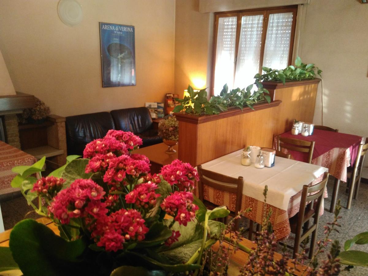 Hotel Elena Verona Ngoại thất bức ảnh
